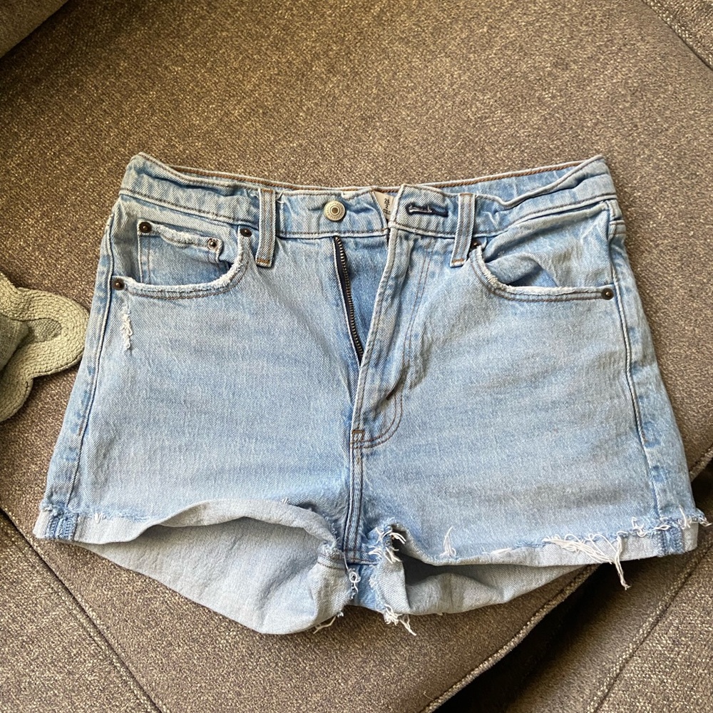 Abercrombie & Fitch High Rise Mom Shorts